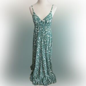 Roxy size medium teal, green, white beachy maxi dress